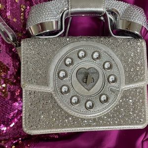EUC BETSEY JOHNSON PHONE PURSE WITH WIRELESS TELEPHONE W/BlueTooth connectivity.